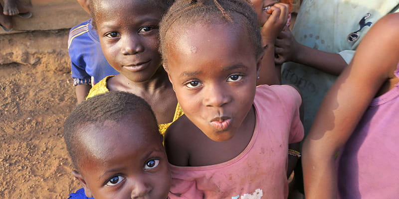 Junge Kinder in Afrika